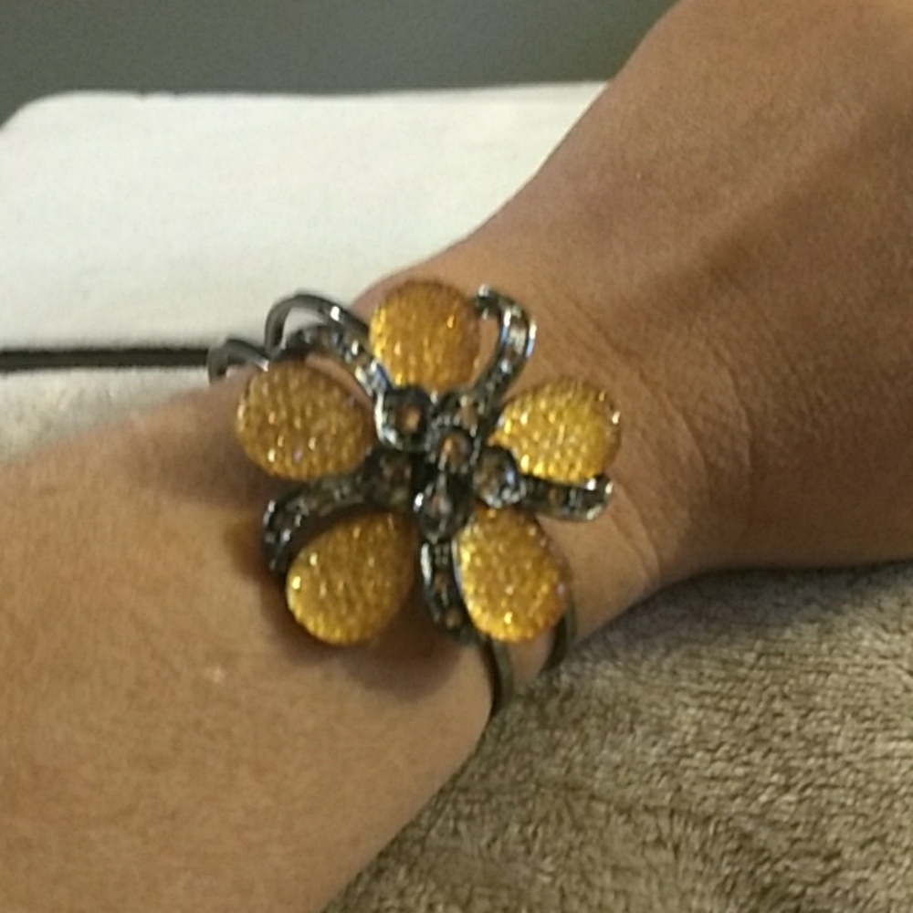 Bracelet - Picture 2 of 2